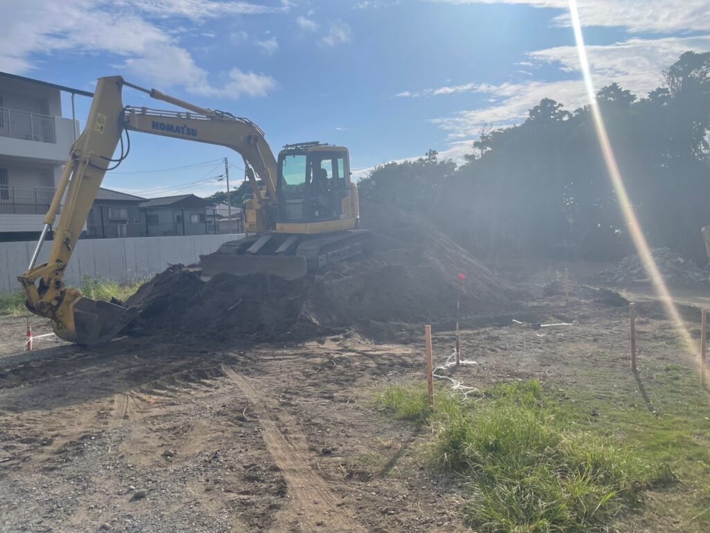 関東装社の日本人の職人を使った工事の施工例です。新築一棟ホテル、マンションから写真のように土木工事から新築物件や設計デザイン施工も可能です。