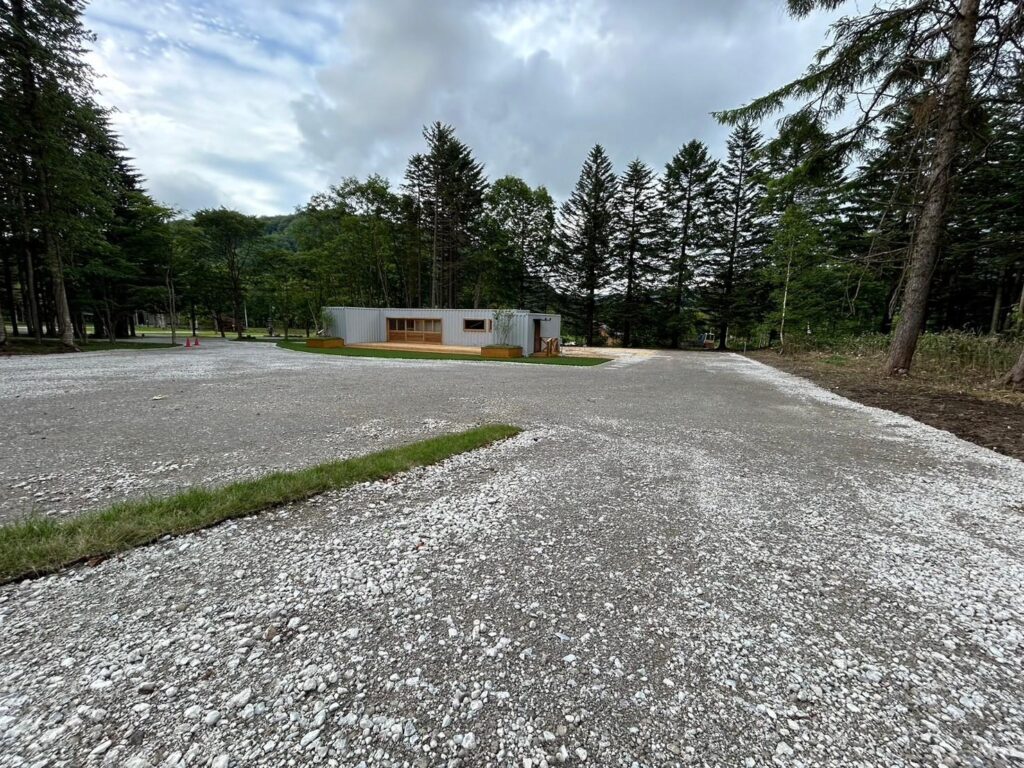 这是由关东总社的日本工匠建造的一个例子。我们还可以为新建的酒店和公寓设计和施工外部土木工程和室内工程，如图所示。