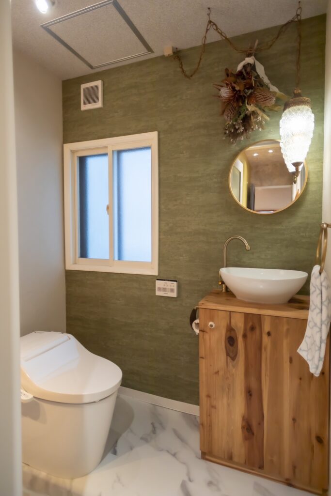 関東装社の日本の職人を使った工事の施工例です。新築一棟ホテル、マンションから写真のように個人宅様のデザインや改修工事の施工も可能です
这是由关东总社的日本工匠建造的一个例子。我们可以设计和翻新新建的酒店、公寓和私人住宅，如图所示。