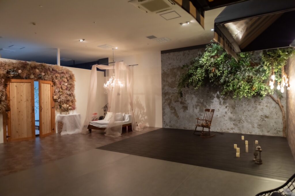 写真のように写真スタジオのような内装のデザインや施工も可能です。