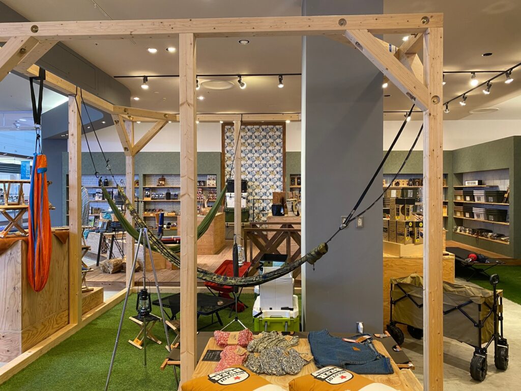 这是由关东总社的日本工匠建造的一个例子。我们还可以进行土木工程、设计和施工，从新建的酒店和公寓到商业商店和杂货店，如图所示。凭借这种质量，我们的价格比其他公司低。